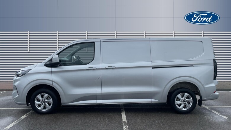 Ford Transit Custom 300 L2 Diesel Fwd 2.0 EcoBlue 136ps H1 Van Limited